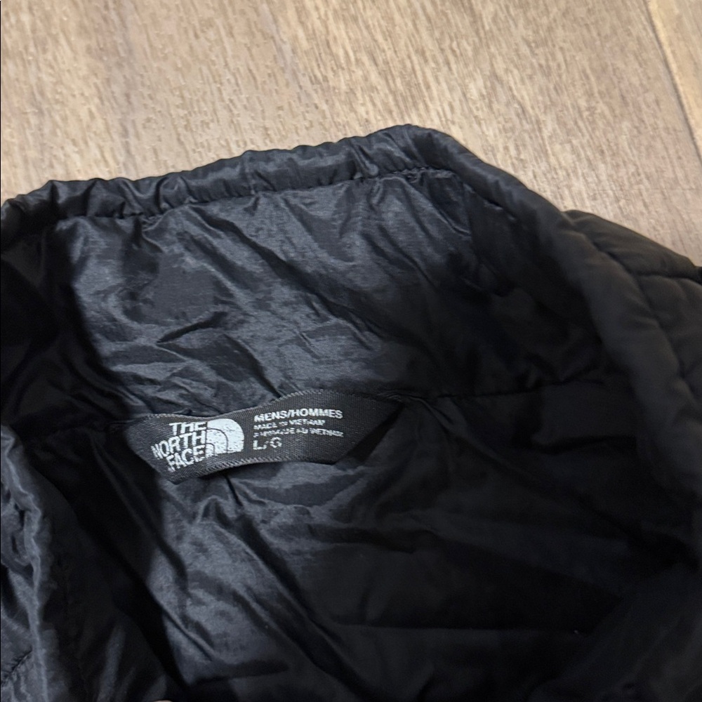 The North Face Men's Thermoball Puffer Jacket - Picture 5 of 7